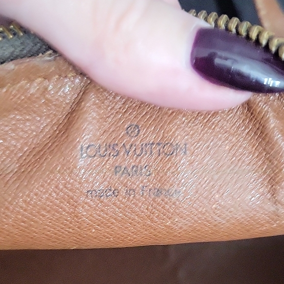 Louis Vuitton Papillon Monogram Barrel Bag - Picture 10 of 13